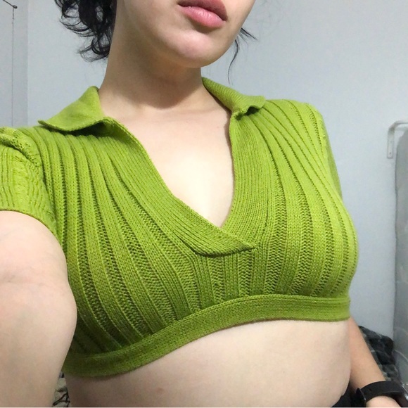 Cropped polo tee - Picture 3 of 3